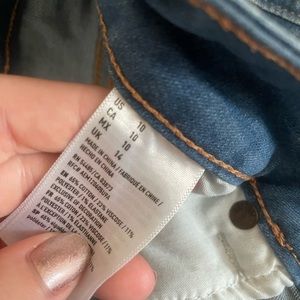 American eagle super super stretch jean shorts size 10